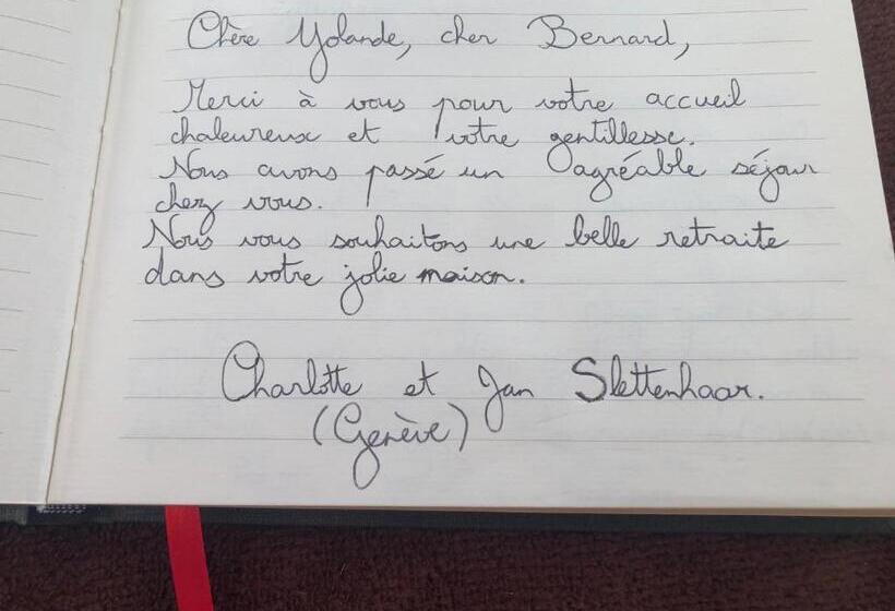 ベッドアンドブレックファースト Chez Yolande