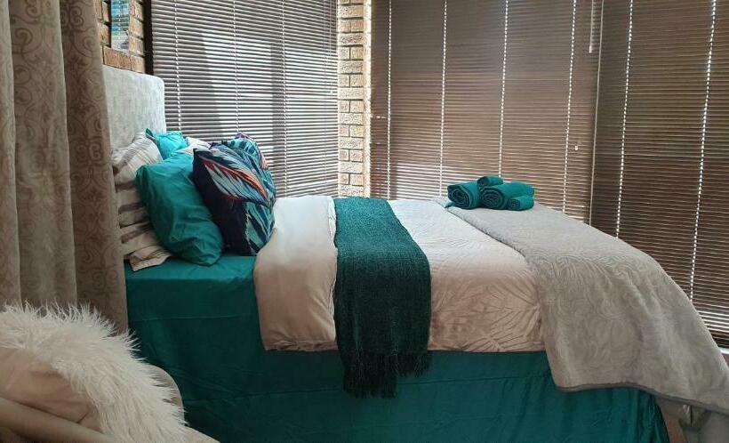 مبيت وإفطار Die Huise By Die See