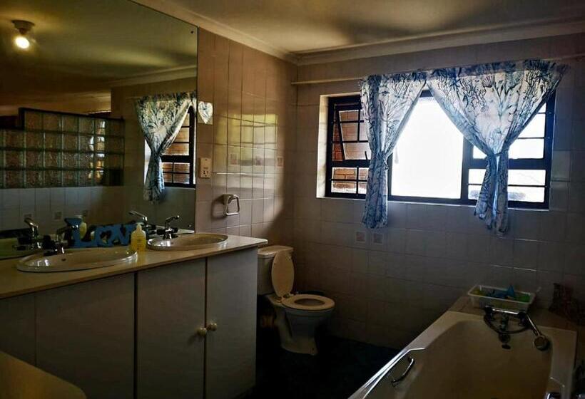 مبيت وإفطار Die Huise By Die See