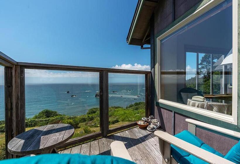 مبيت وإفطار Turtle Rocks Oceanfront Inn