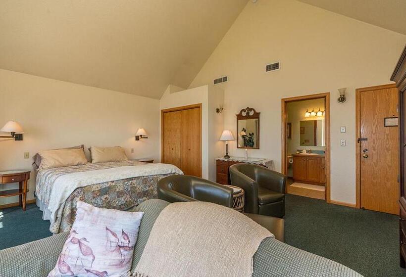 مبيت وإفطار Turtle Rocks Oceanfront Inn