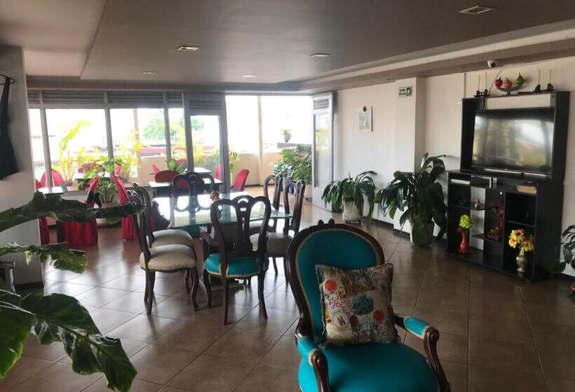 Отель Bolivariano