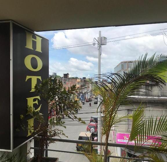 Отель Bolivariano