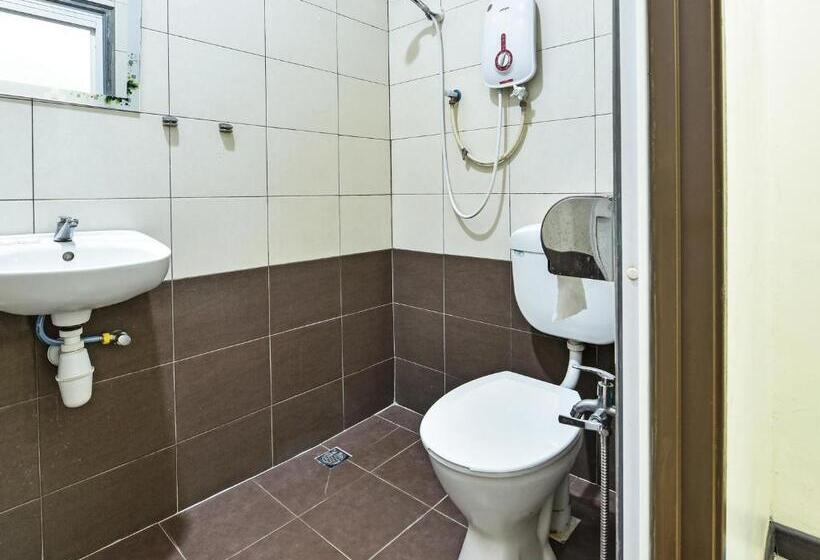 فندق Capital O 90761 D Jiwa