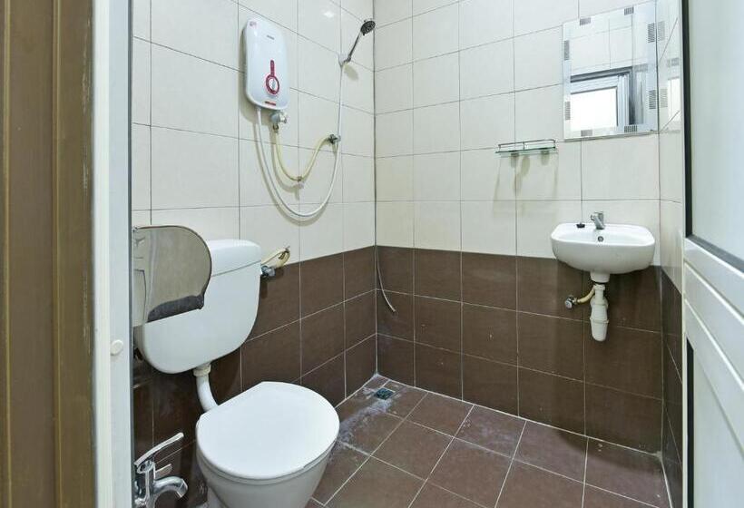 فندق Capital O 90761 D Jiwa