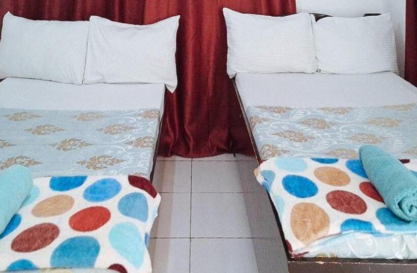 هتل Casa Don Atilano Pension House