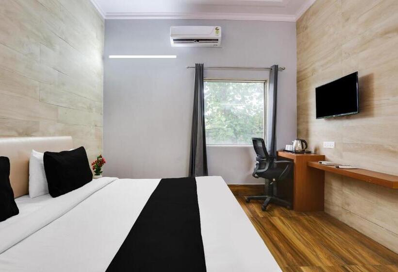 فندق Super Collection O Bhiwadi Formerly Ridgewood Palace