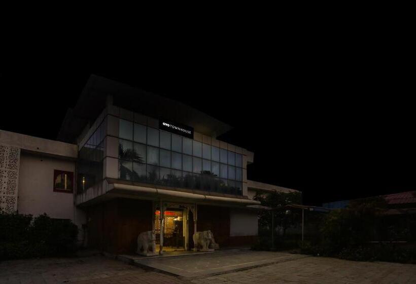 فندق Super Collection O Bhiwadi Formerly Ridgewood Palace