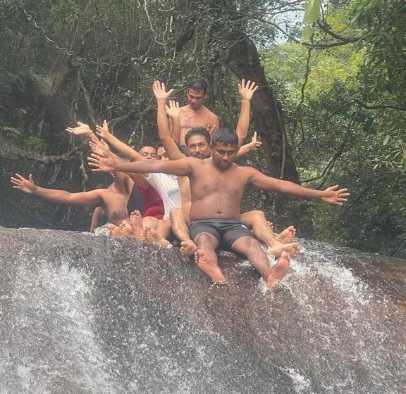 酒店 Eco Lodge Meemure & Adventure Park