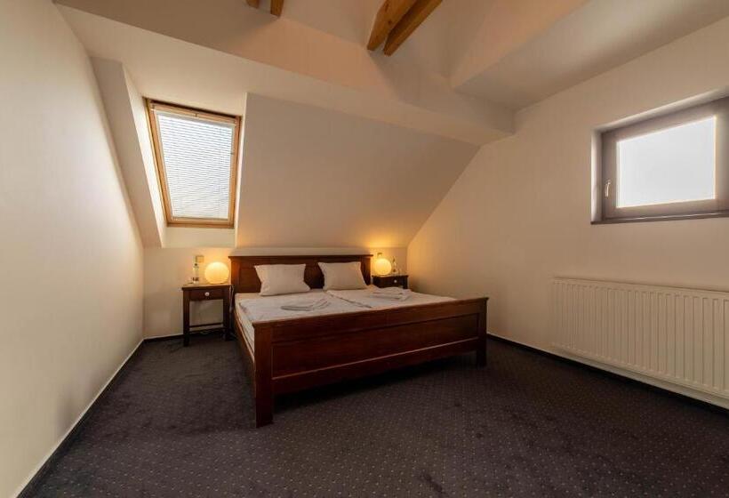 ホテル Liptov Holiday