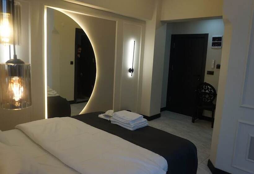 בית מלון כפרי Main Airport