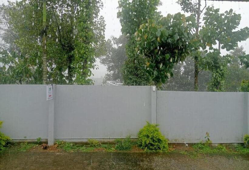 호텔 Mountain View Cottage Mankulam