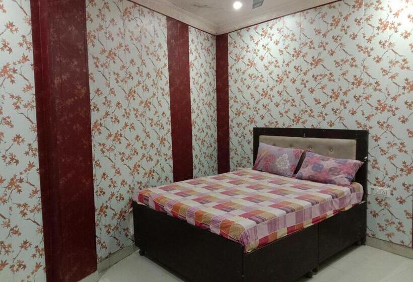 ホテル Oyo 81095 Green Velly