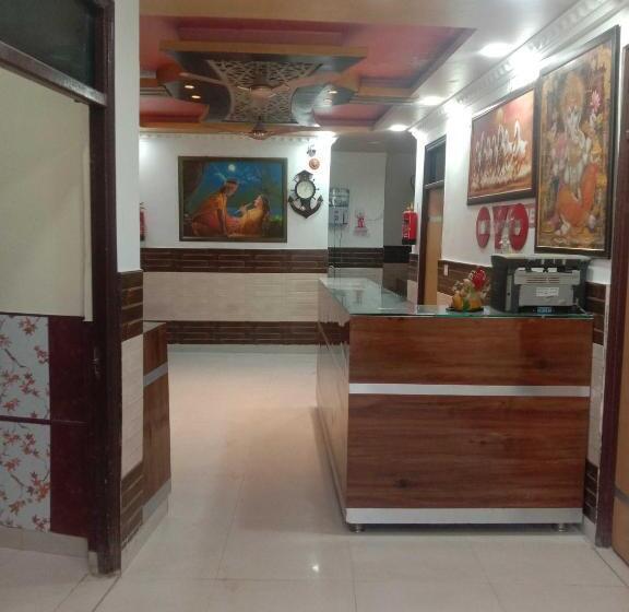 ホテル Oyo 81095 Green Velly