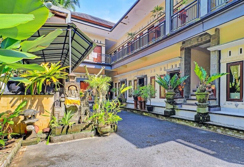 בית מלון כפרי Oyo 92438 Nugraha Stay