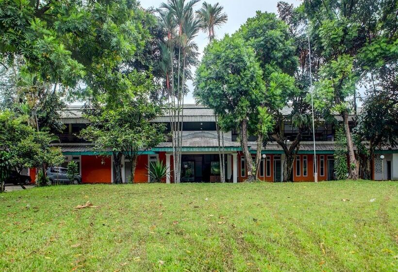 Отель Oyo 92457 Wisma Griya Nusa Bangsa