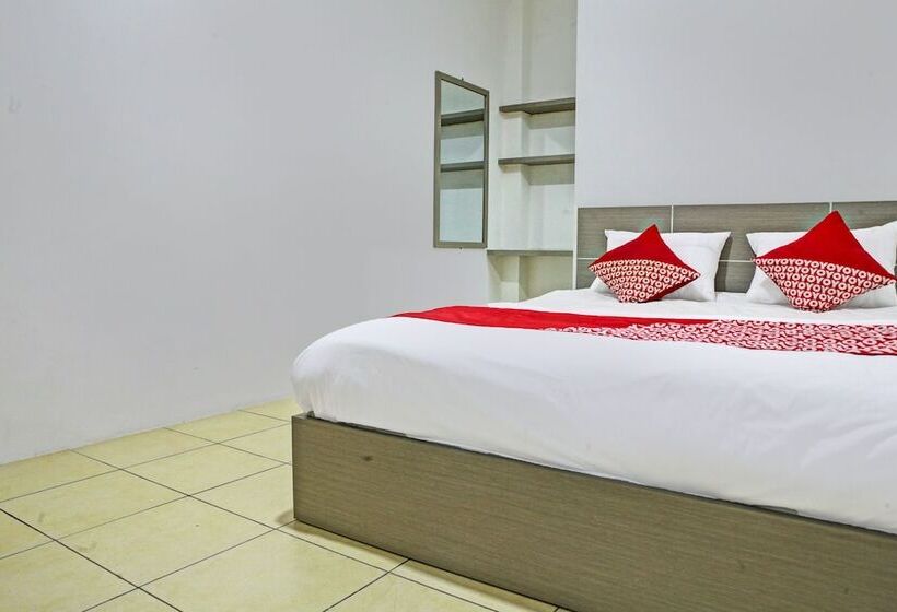 Отель Oyo 92457 Wisma Griya Nusa Bangsa