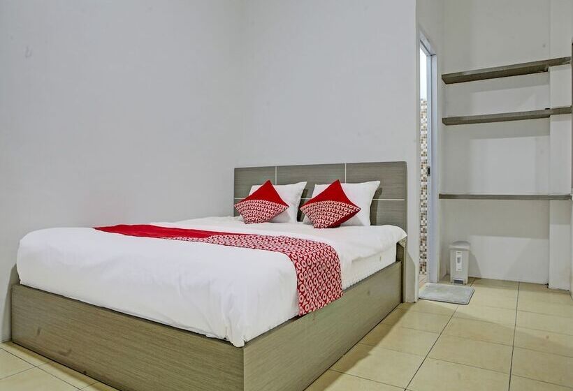 Отель Oyo 92457 Wisma Griya Nusa Bangsa