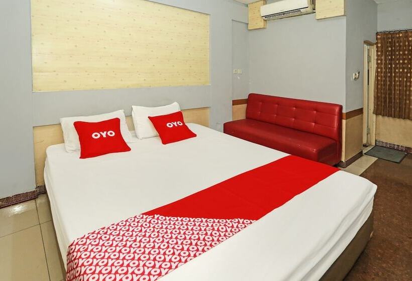 ホテル Oyo 92470  Sahabat 2