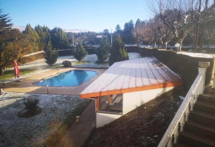 בית מלון כפרי Restaurante Residencial Pizzaria S. Estevão