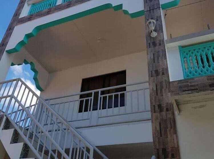 هتل Rosita S Cottages   Sakura