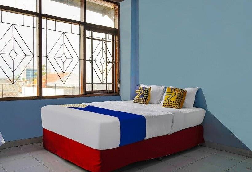 فندق Spot On 92453 Wisma Galaxy