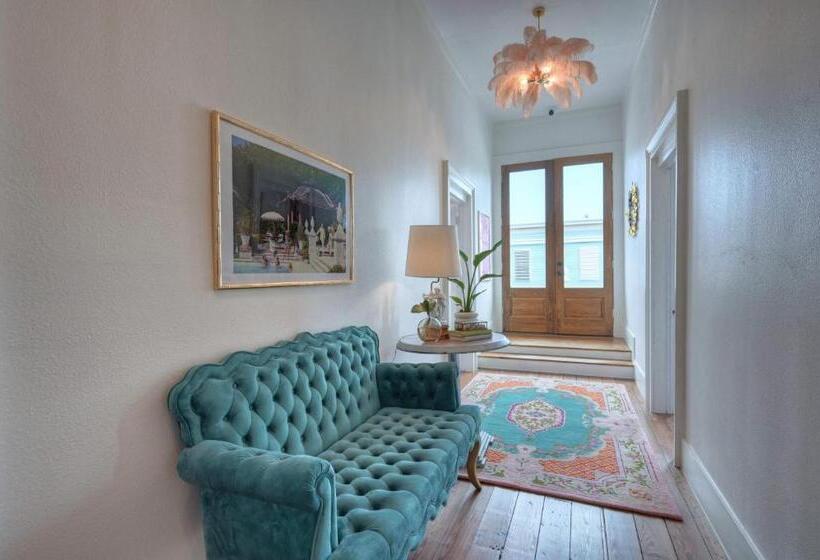 酒店 Sugars Inn Room #4