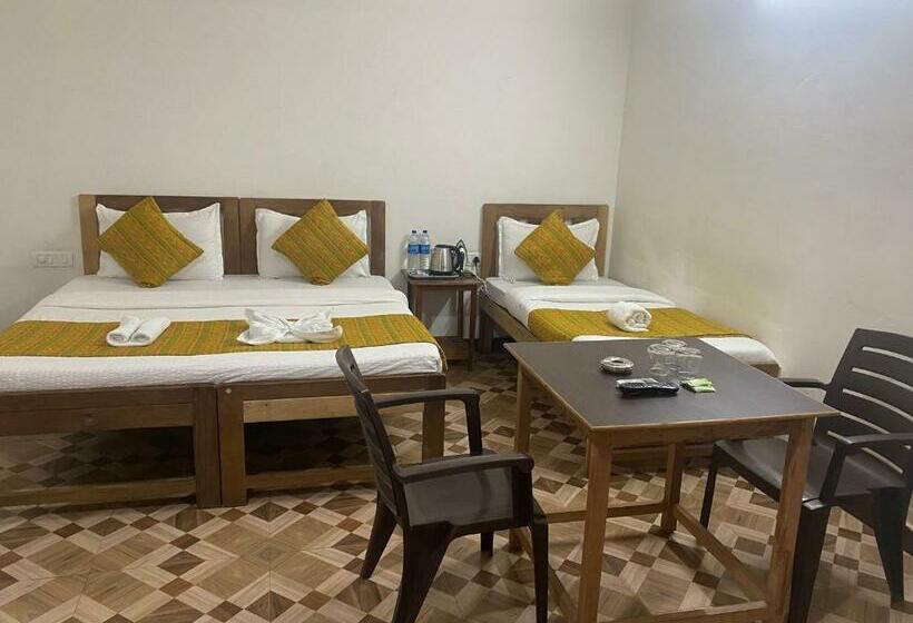 ペンション Calangute Beach Avenue