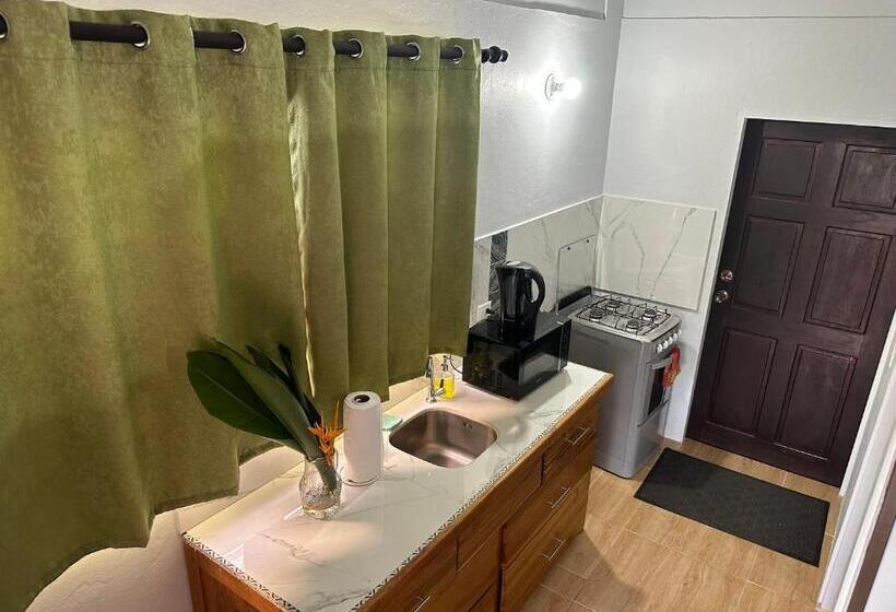 膳宿费 Guava Shores Castara