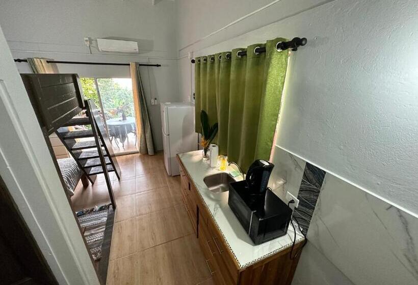 膳宿费 Guava Shores Castara