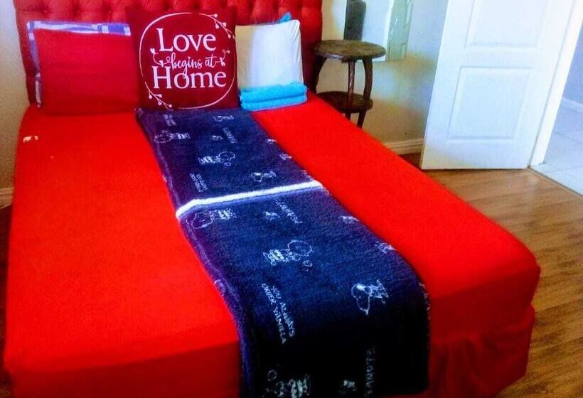 ペンション Neo & Ruks Bellville Guesthouse