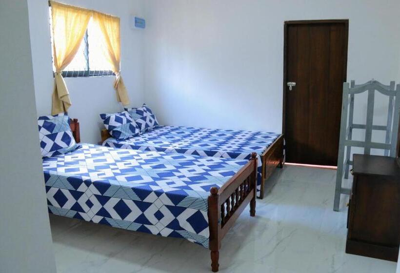 بنسيون Rochesta Holiday Inn