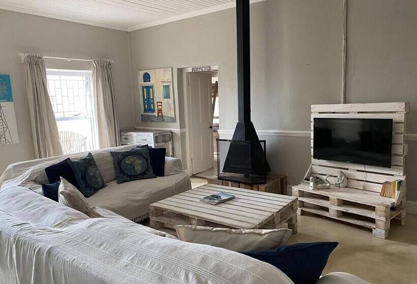 بنسيون Room In Guest Room   Cozy Crner Kitehouse