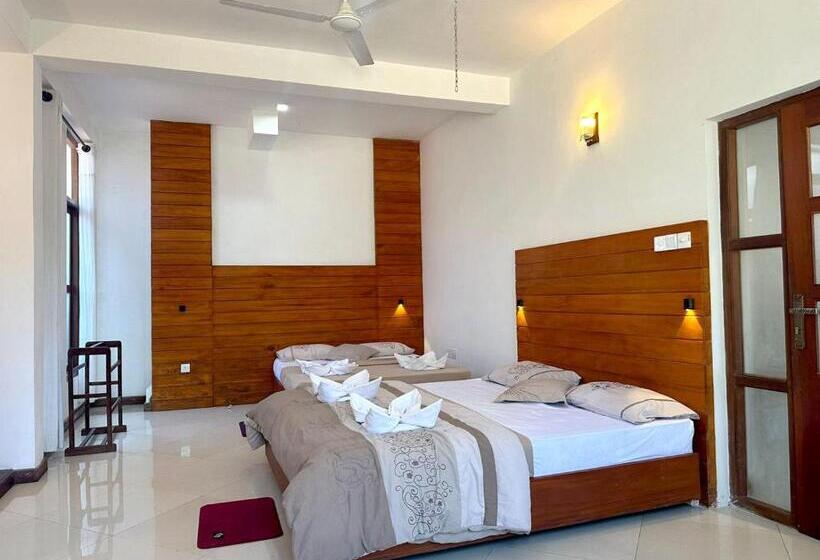 פנסיון White Block Hotel & Resturant