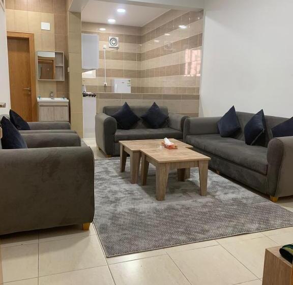 المنام بارك للشقق المخدومة