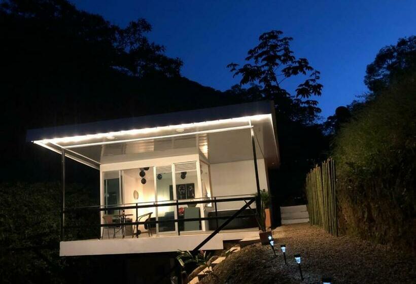 ユースホステル Cabaña El Piju