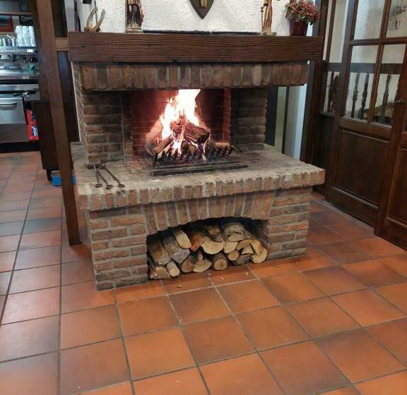 הוסטל Restaurant Tannenhof