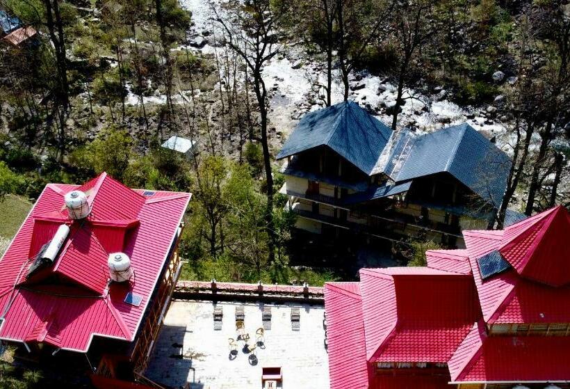 旅馆 Odin Stays & Café Tirthan