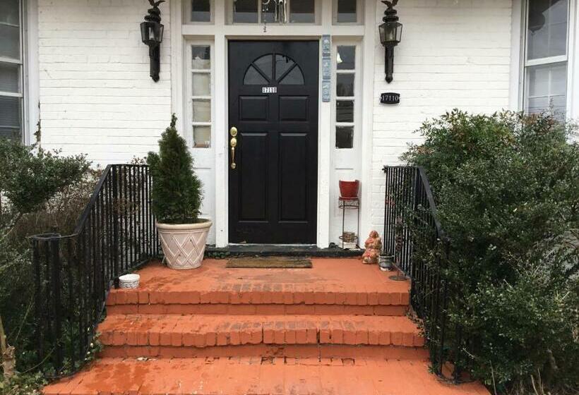 Bed and Breakfast Historic Sunshine Room