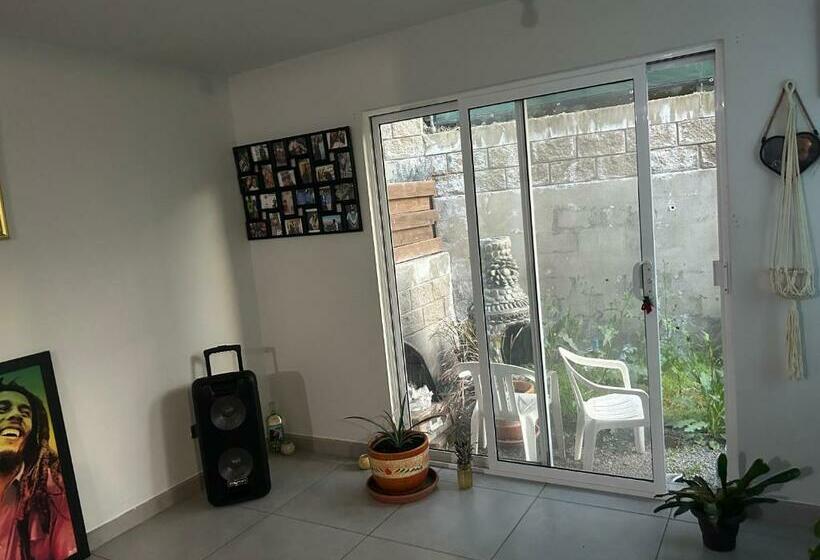 مبيت وإفطار Peaceful Breakfastnbed