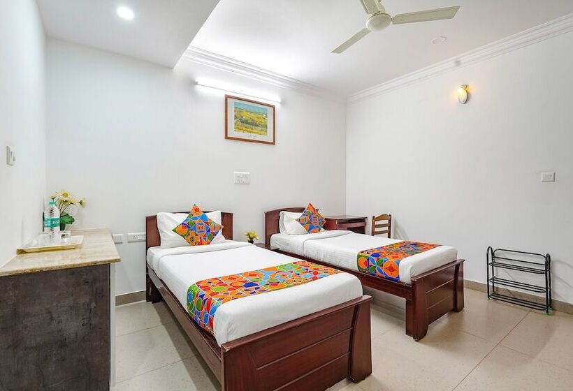 Fabhotel Om Residency