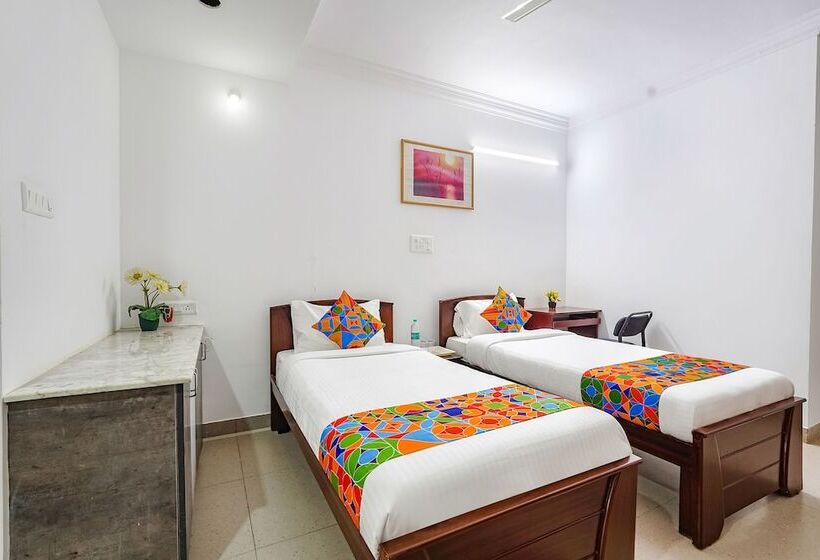 Fabhotel Om Residency