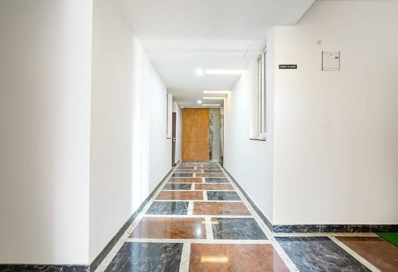 Fabhotel Om Residency