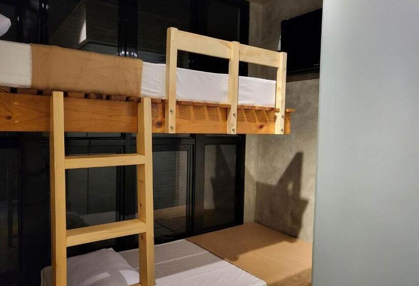 הוסטל Ramos Hello Stay Cebu