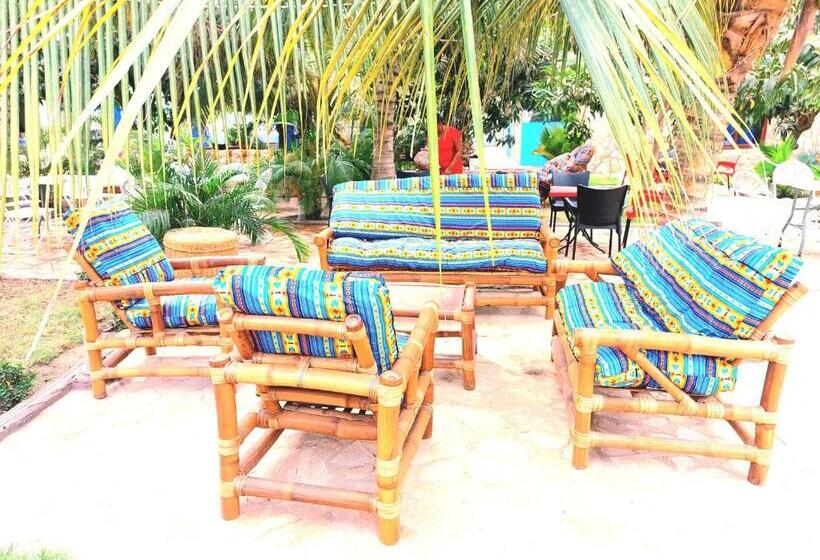 فندق Blue Palm Resort Ghana