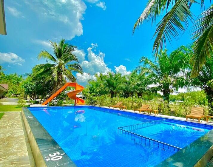 Отель Chanpailin Omarzaa