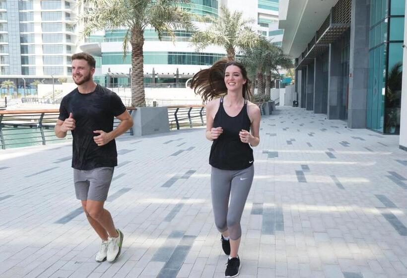 هتل Charthouse Bahrain