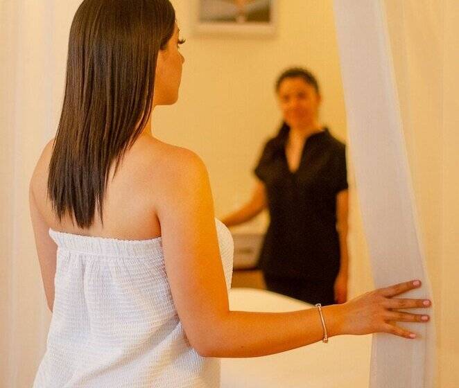 בית מלון כפרי Cozana Guest House