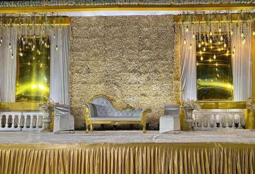 فندق Emperor Paradise