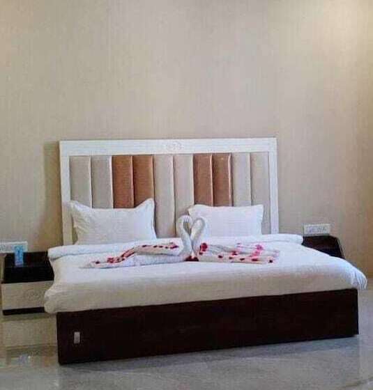 فندق Emperor Paradise